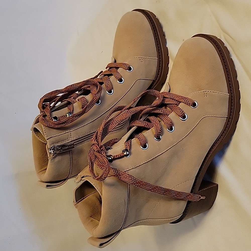 Vince camuto